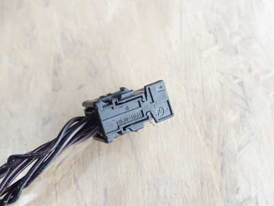 BMW 10 Pole 8 Wire Black Connector Plug w/ Pigtail 69090005